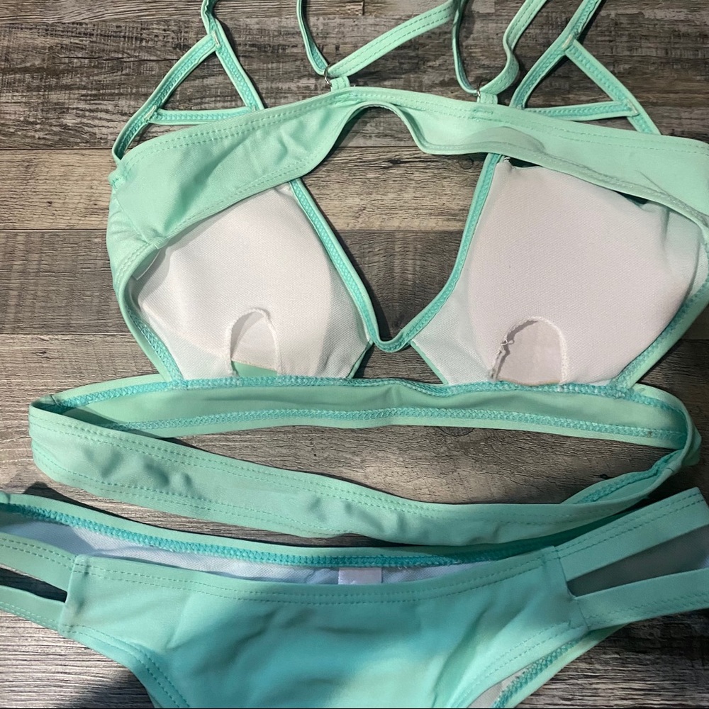 Shein Teal Bikini Set - Picture 3 of 4